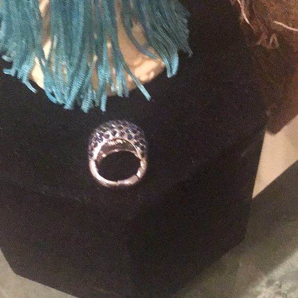 NWOT dome shaped ring bluestones expandable size - Picture 5 of 5